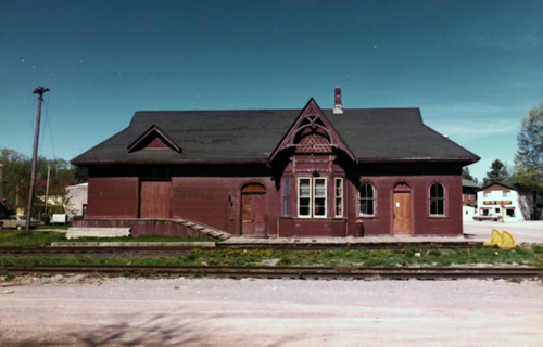 Lakefield CN Station
